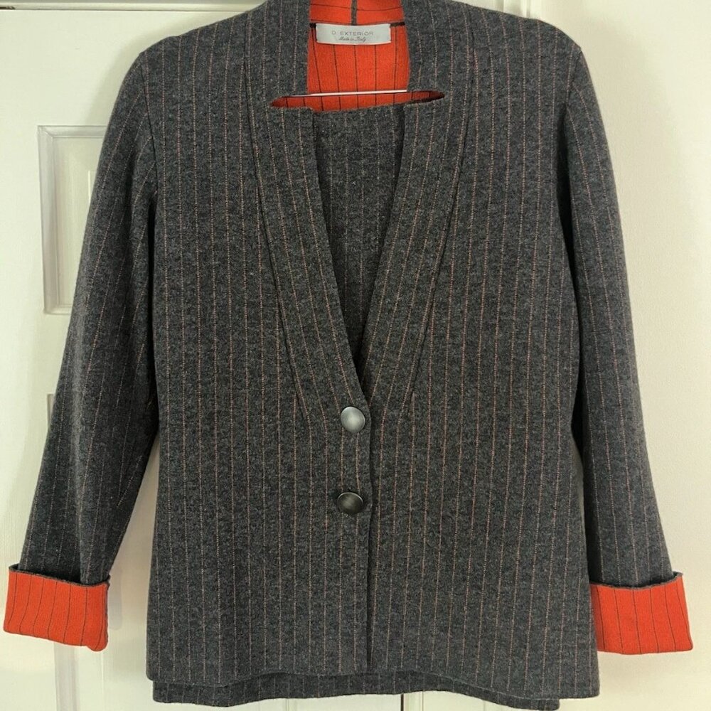 D. Exterior Made in Italy Gray Wool Blend Pinstripe Skirt Suit Sz SM EUC